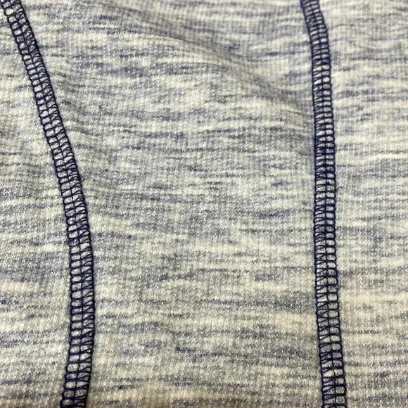 Chico’s Zenergy Heathered Blue Cotton Moto Style Sweatshirt Jacket Size Medium/8 - Picture 10 of 11